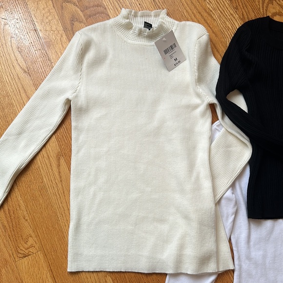 Forever 21 - Lot of 4 Knit Tops & Bodysuit NWT Size Medium - Picture 4 of 6